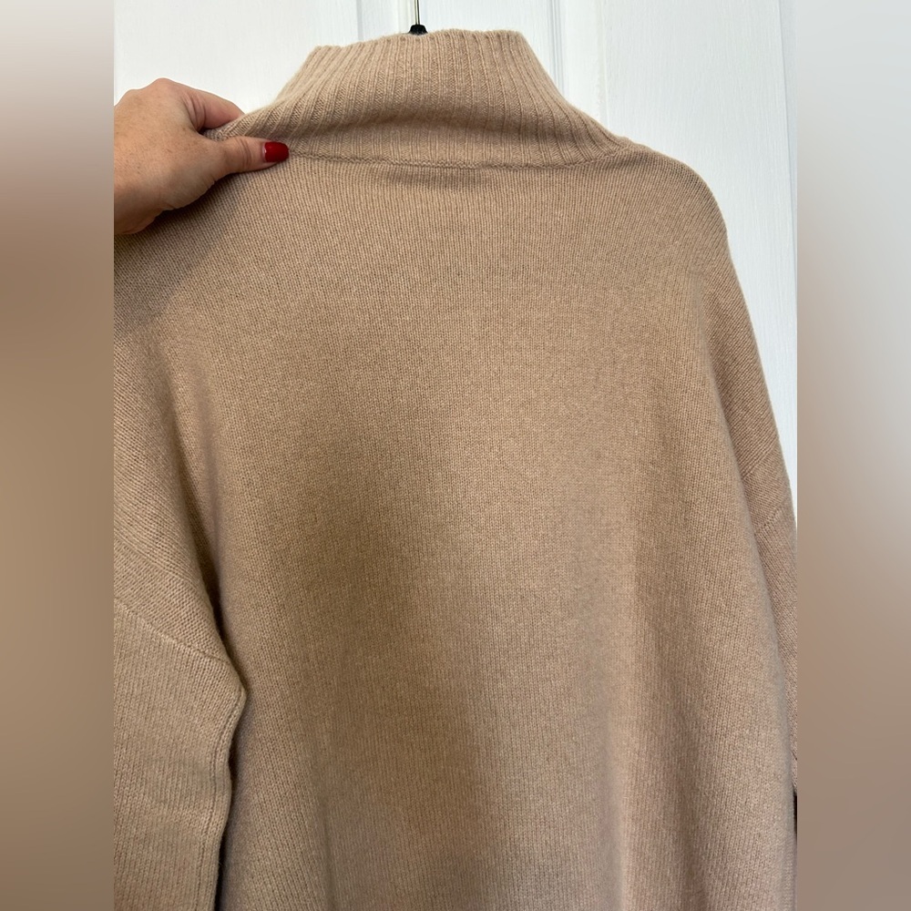 FRAME swingy turtleneck Cashmere Sweater Sz large - Picture 17 of 17